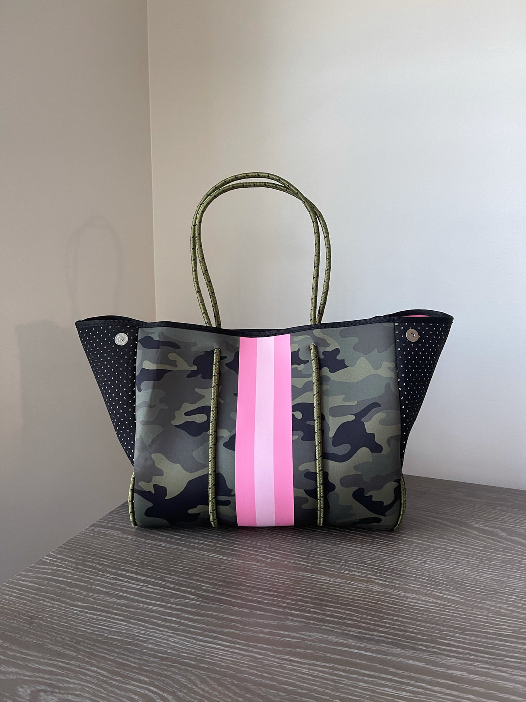 Neoprene Tote Green Camo with Pink Racer Stripe