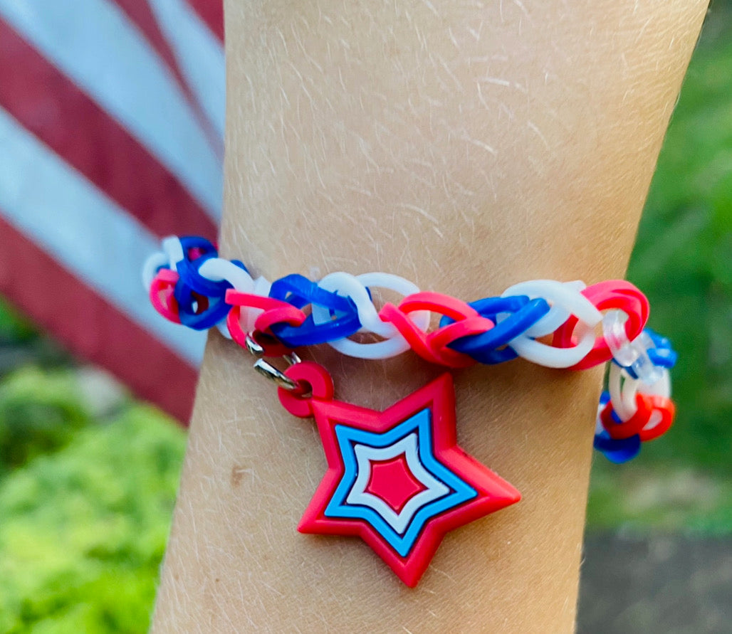 Rainbow Loom bracelet, rubber bands, 4th Of July, Independence Day