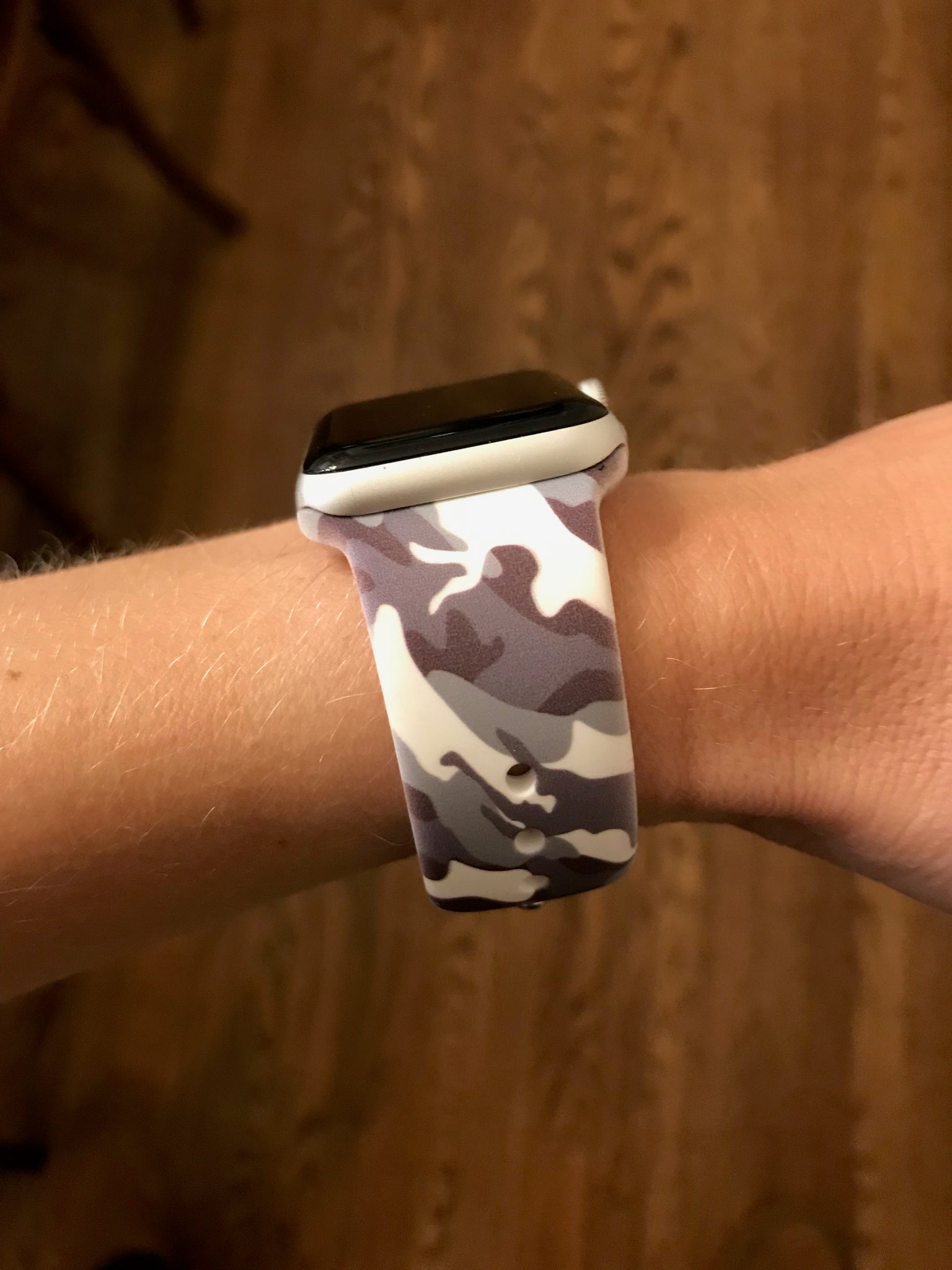 Camo silicone discount apple watch band